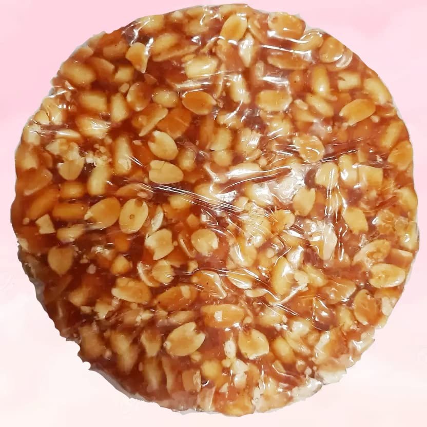 BANSI PEANUT FENNEL R CHIKKI  400 GM
