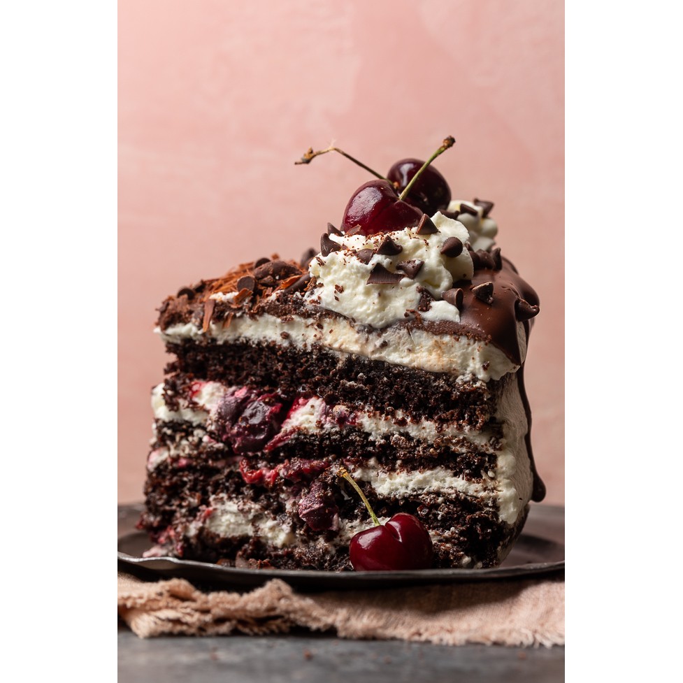 DEEP BLACK FOREST CAKE 280 GM