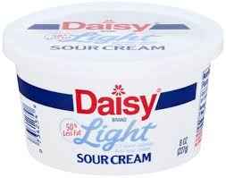 DAISY LIGHT SOUR CREAM