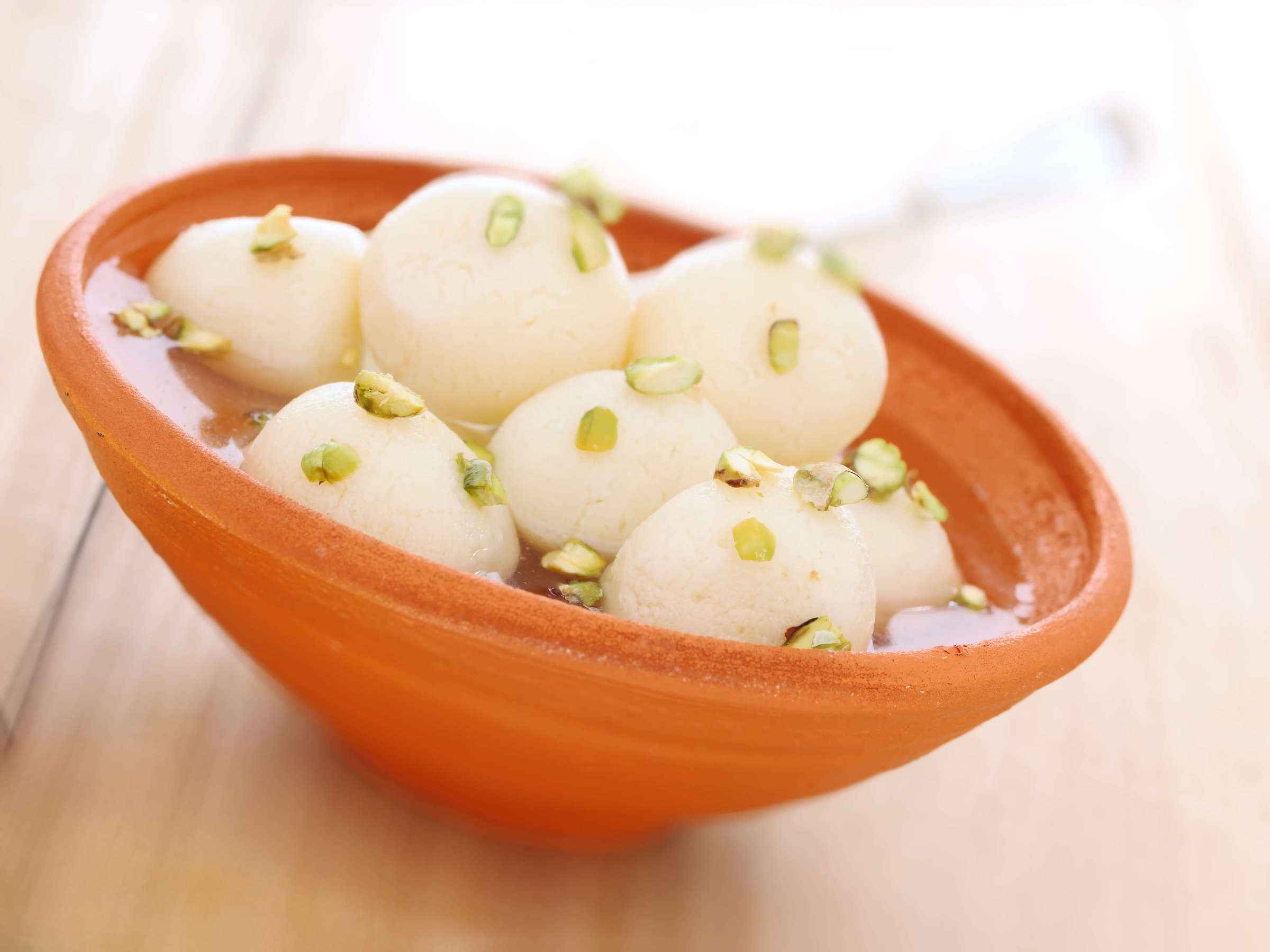 Freshly Made Rasgulla (Rasagulla)