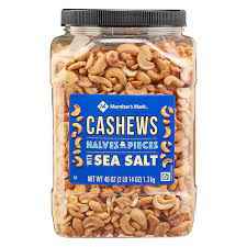 Members Mark Roasted Cashew Halves With Sea Salt