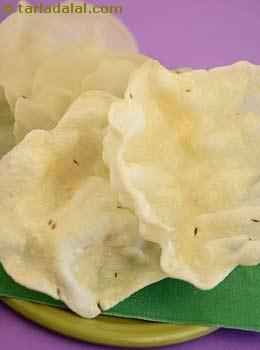 Dadijan Khichiya Papad