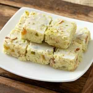 RAJBHOG SWEETS DRY FRUIT HALWA