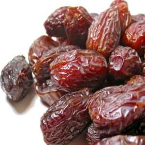 Royal Palm Pitted Dates,