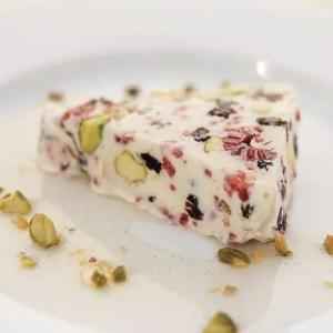 VADILAL FRUIT And NUTS ICE CREAM TUB
