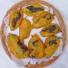 Maiyas Mirchi Bajji