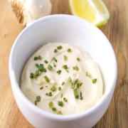 HB WHITE SAUCE GARLIC 500 ML
