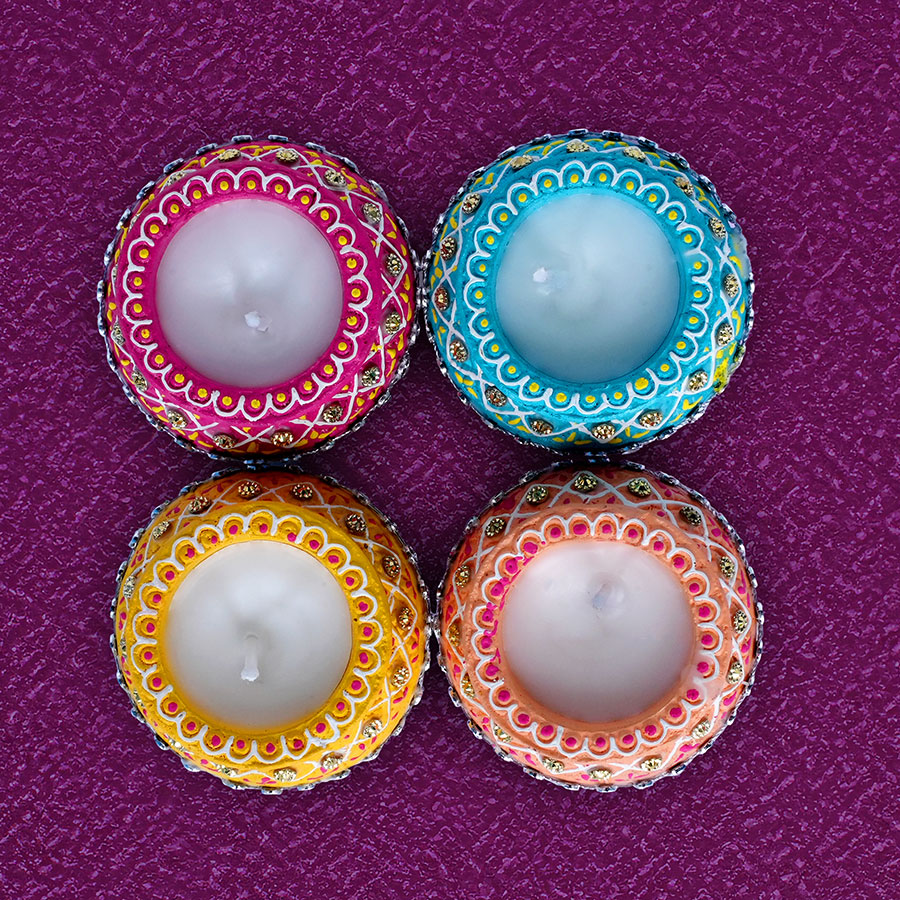 MATKI DIYA WTH WAX  4 PCS