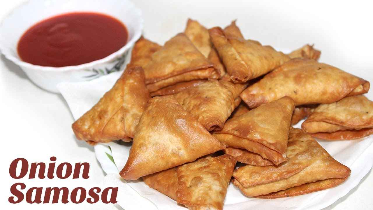 TELUGU HYDERABADI ONION SAMOSA 300 GM