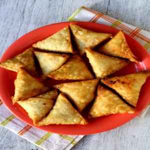 Hld.Onion Samosa  350 GM