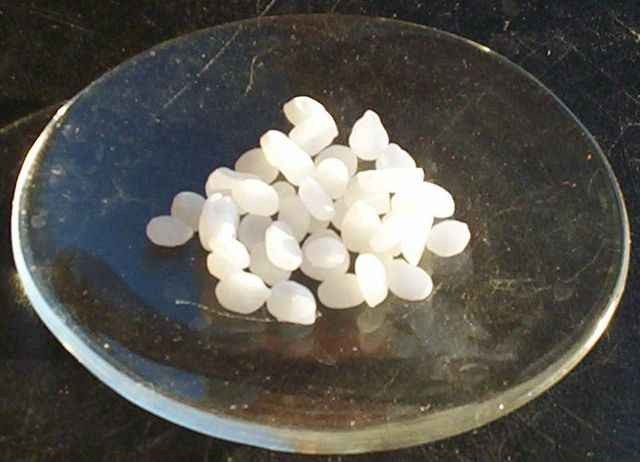 KALUSTYANS SODIUM HYDROXIDE 1 Lbs