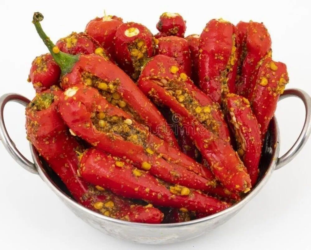 PI RD CHILLI STUFFED PICKLE  28 OZ