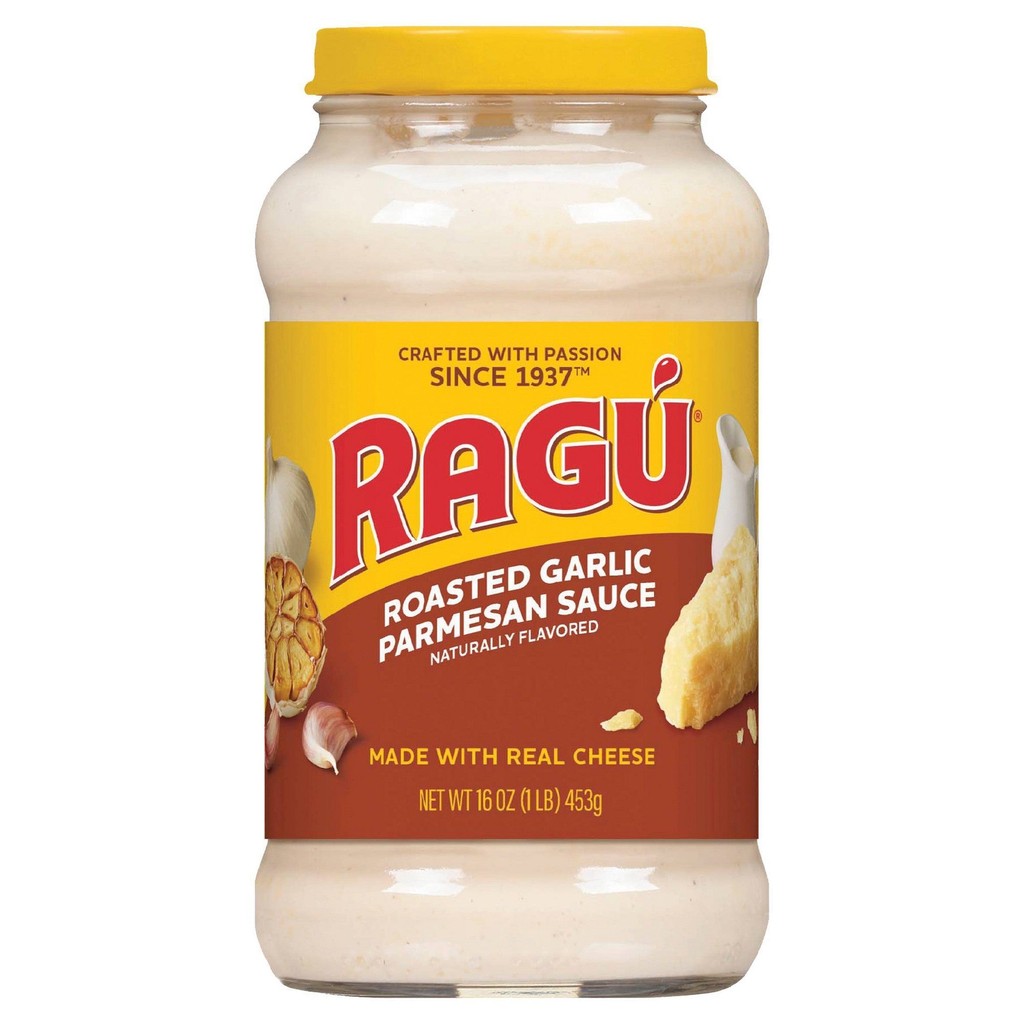 Ragu Roasted Garlic Parmesan Sauce 16 OZ
