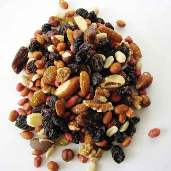 KALUSTYANS FRUITS And NUTS MIX 1 Lbs
