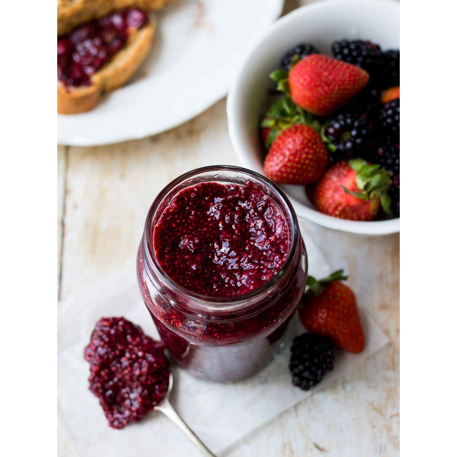 Zergut Mixed Berries Preserve 14.8 OZ