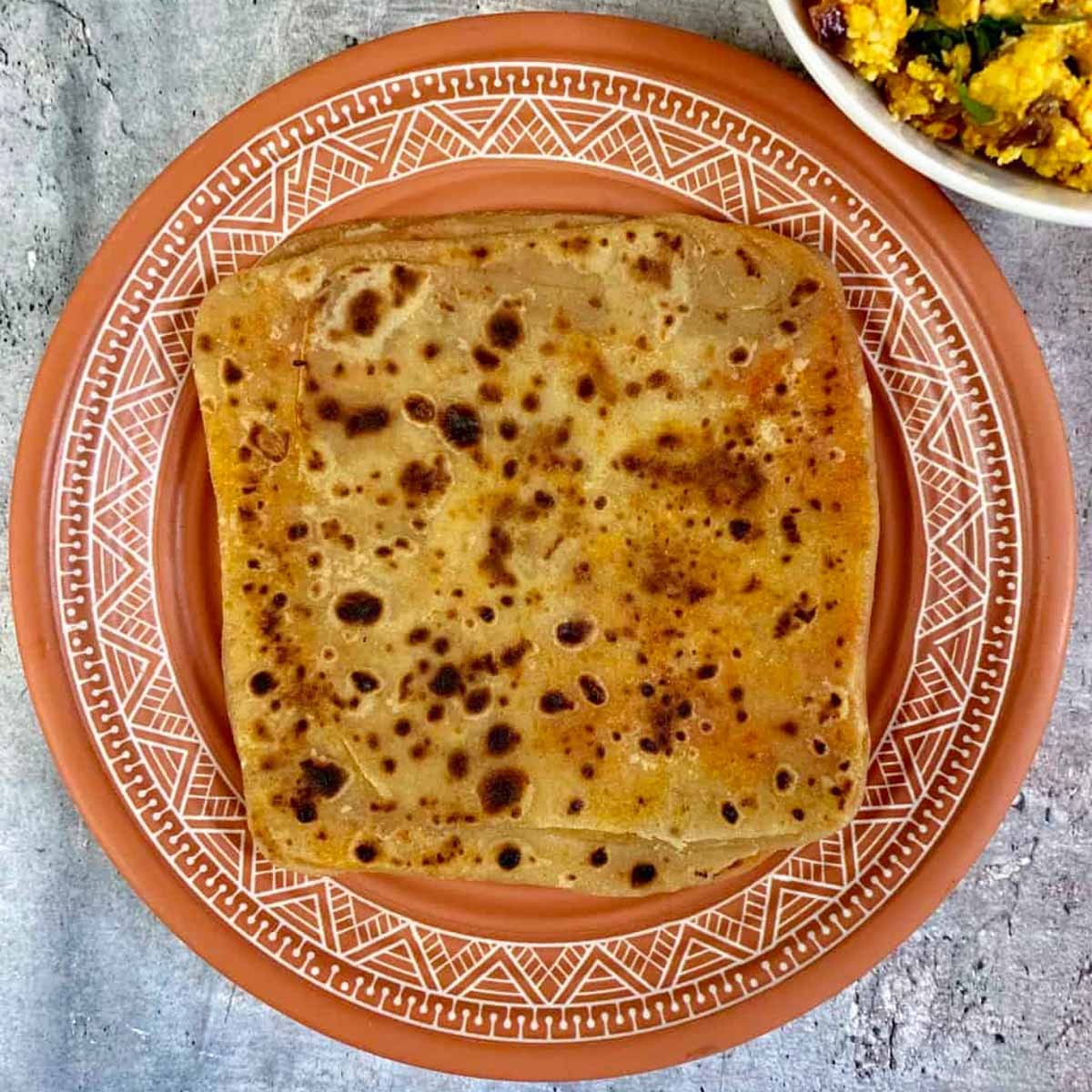 TASTY FRESH AJWAIN PARATHA 400GM 400 GM