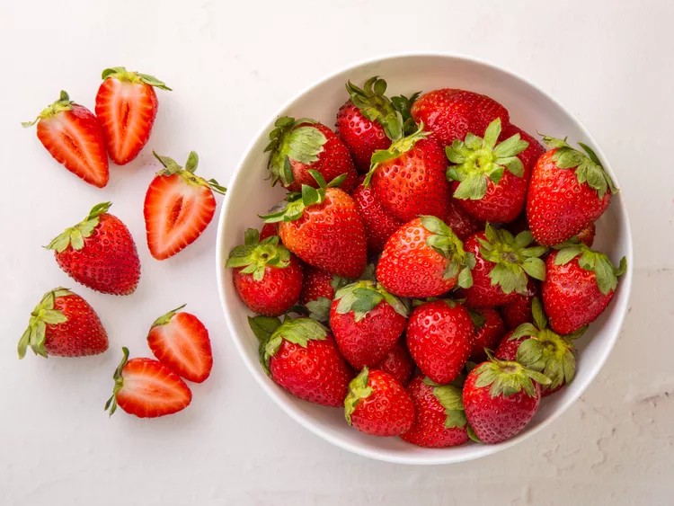 STRAWBERRY 1 LBS