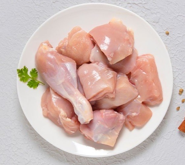 Skinless Chicken Lean Cut 1 LB