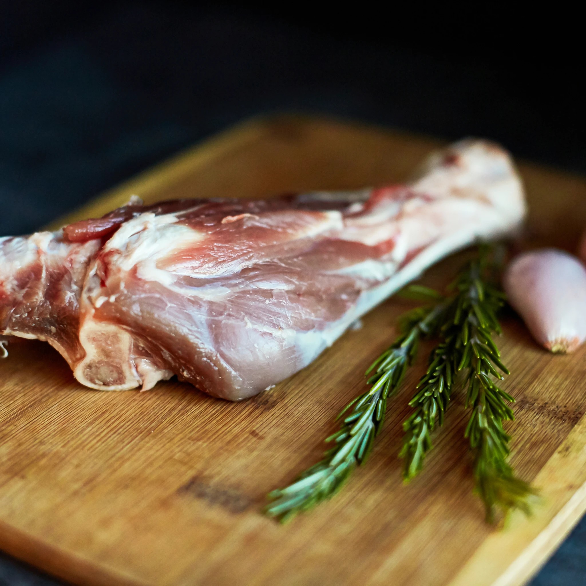 Lamb Shoulder Shank 1 LB