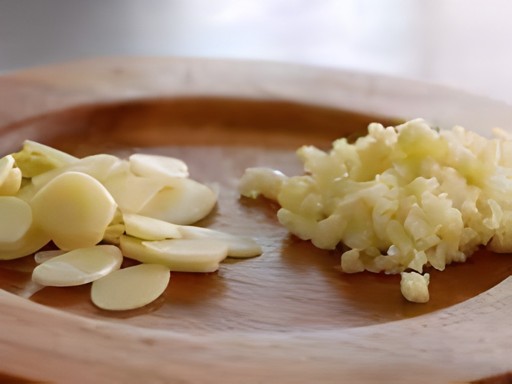 KALUSTYANS CHOPPED GARLIC 0.38 Lbs