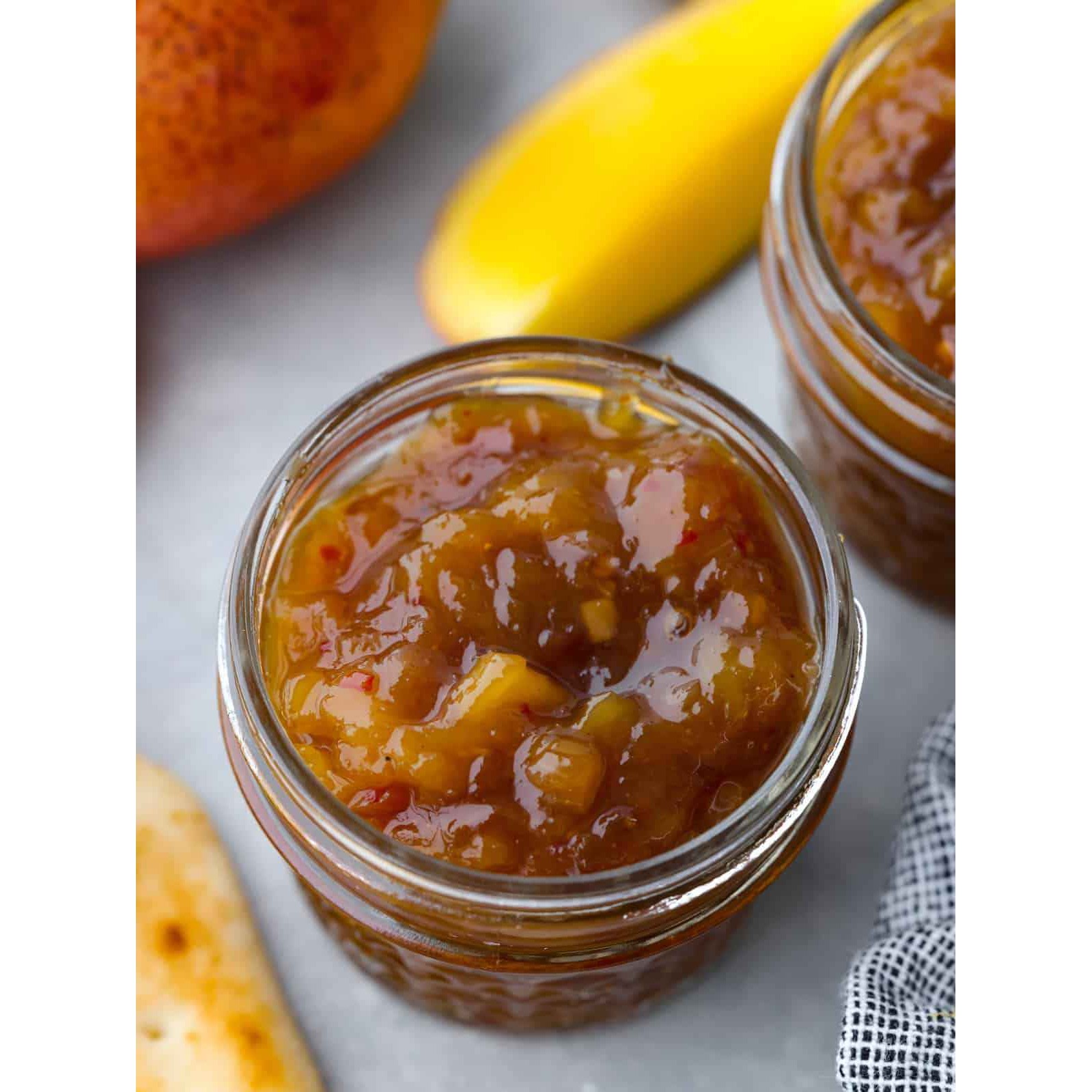 KALUSTYANS MILD MANGO CHUTNEY WITH NUTS 0.63 Lbs