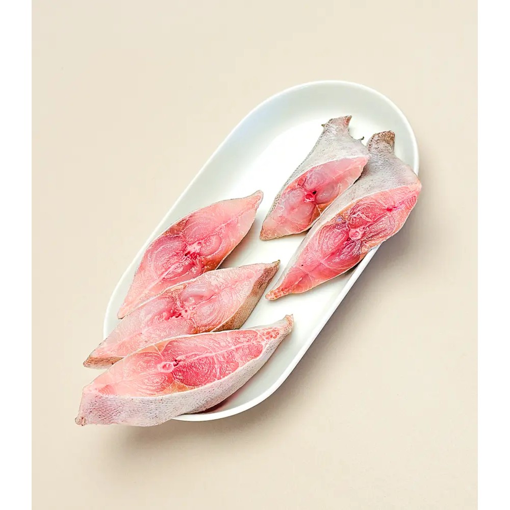 Black Pomfret   Leg Boneless 1 LBS