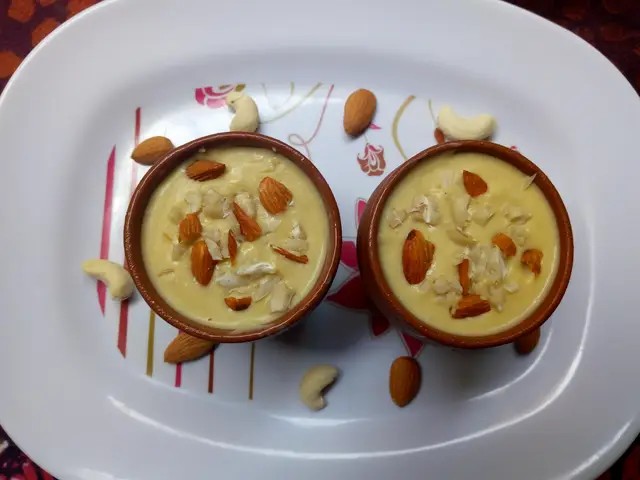 DC MANGO MATKA KULFI  2 PCS