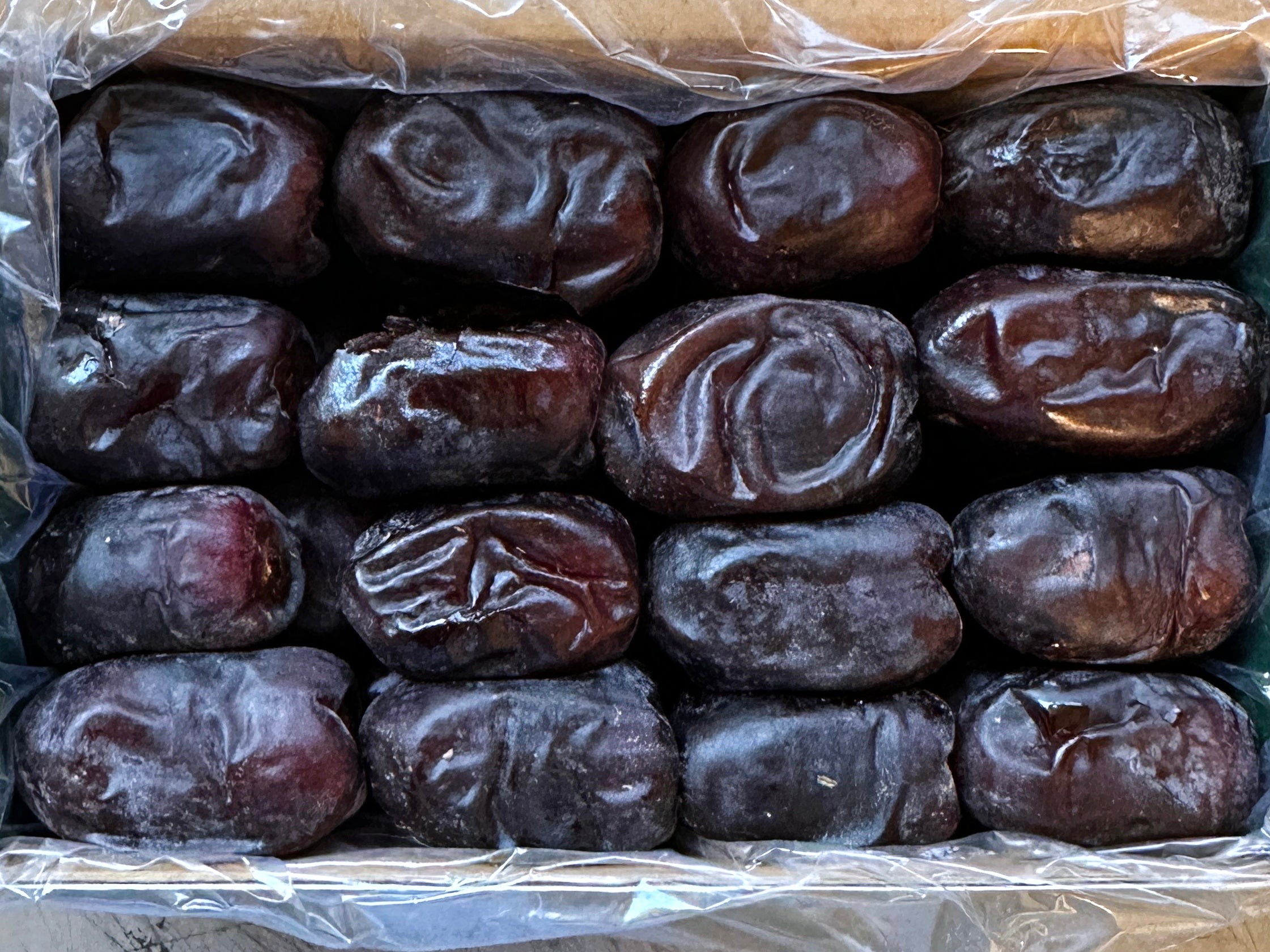 FARSHID FRESH DATES (ROTAB) 550 GM