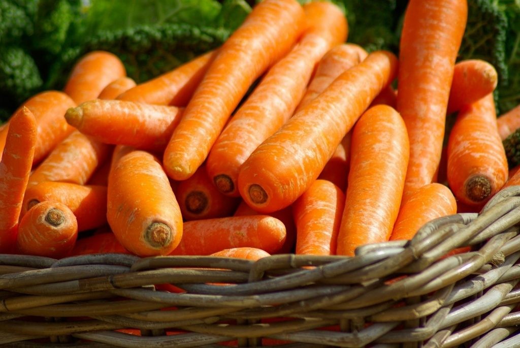 Carrots 2 LBS