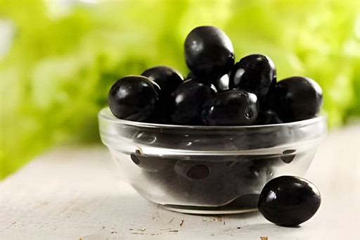 BLACK OLIVES 700 GM