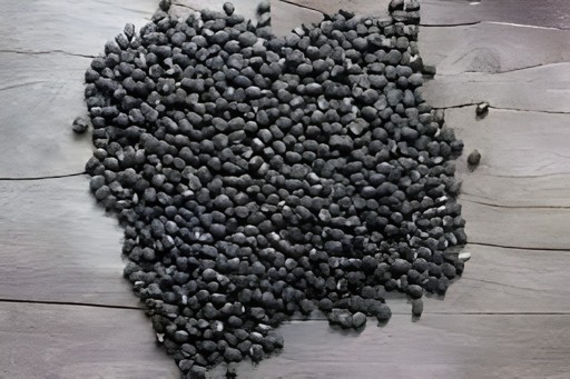 Rato Bhale Black Lentils 2.2 LBS