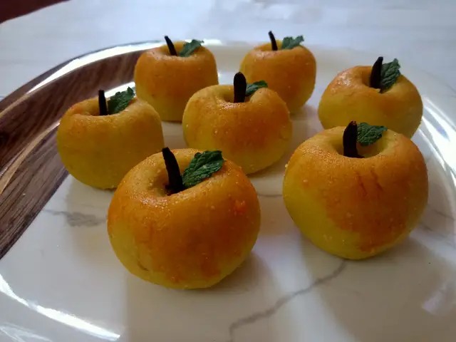 RAJBHOG APPLE SWEET 454 GM