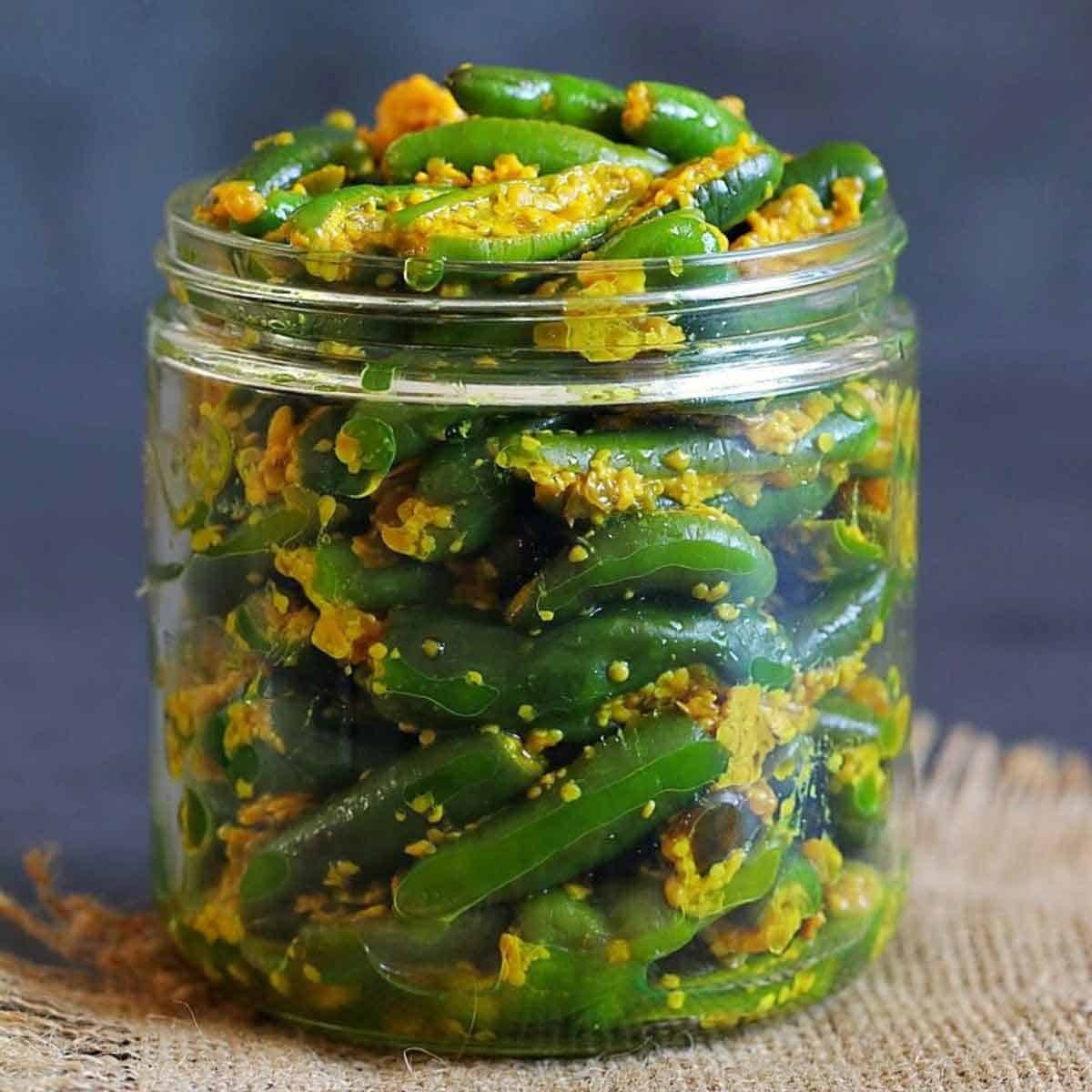 DT Vadhavani Chilli Pckle 720 GM