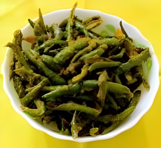 INDIAN'S NATURE GREEN CHILI PICKLE IN OLIVE OIL 500 GM