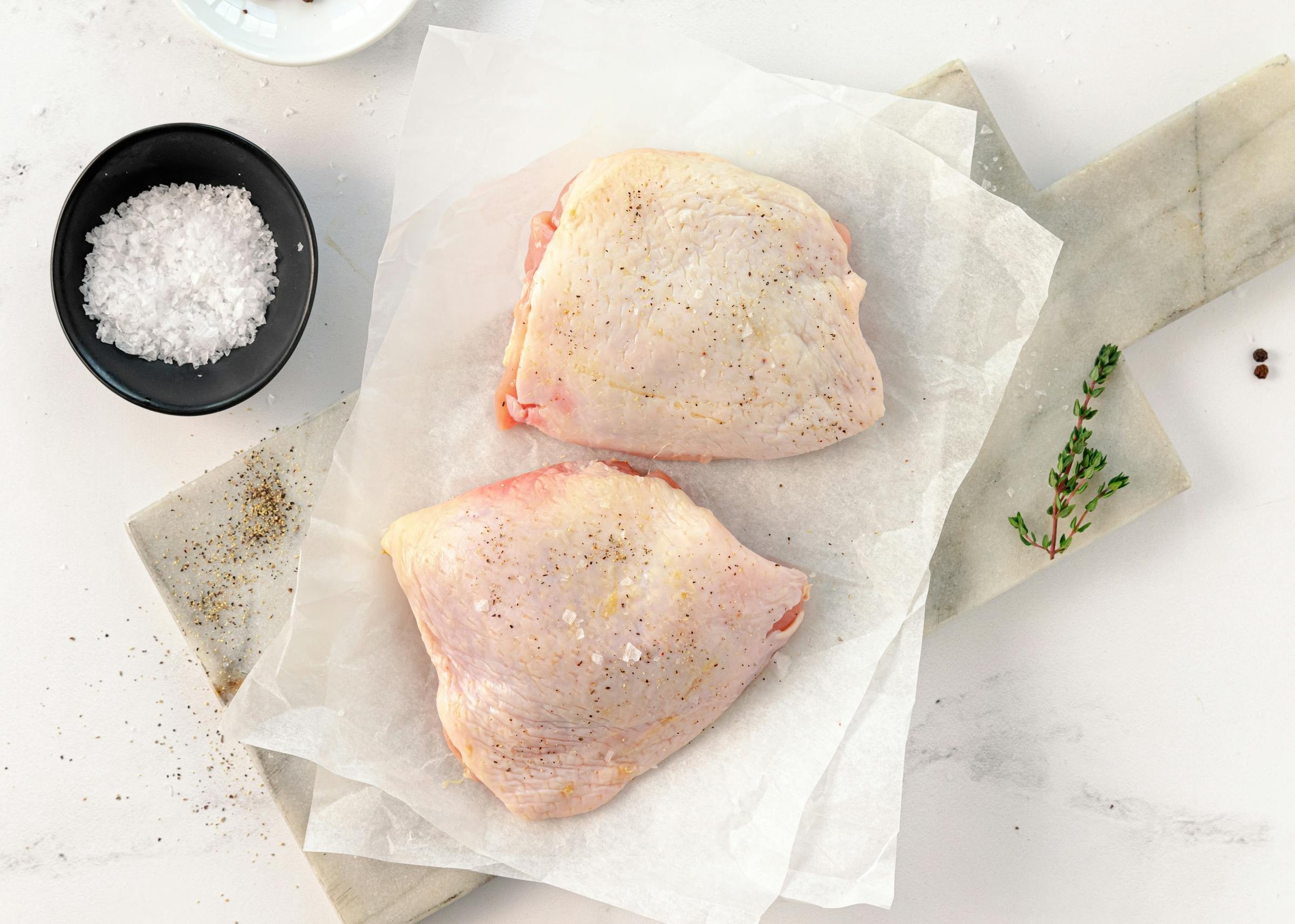 CHICKEN THIGH BONE IN Heirloom 3 LBS
