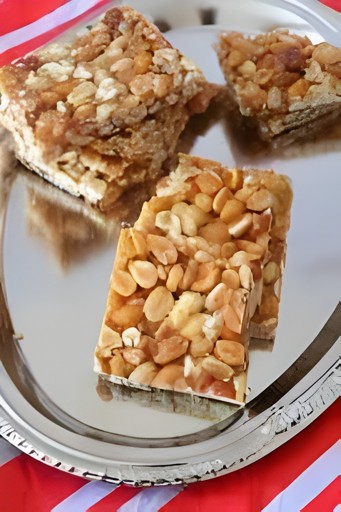 HB PEANUT GACHAK 400 GM