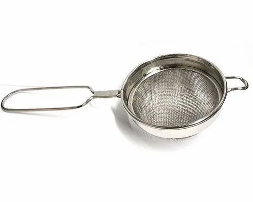 Indian Strainer With Handle 1 COUNT