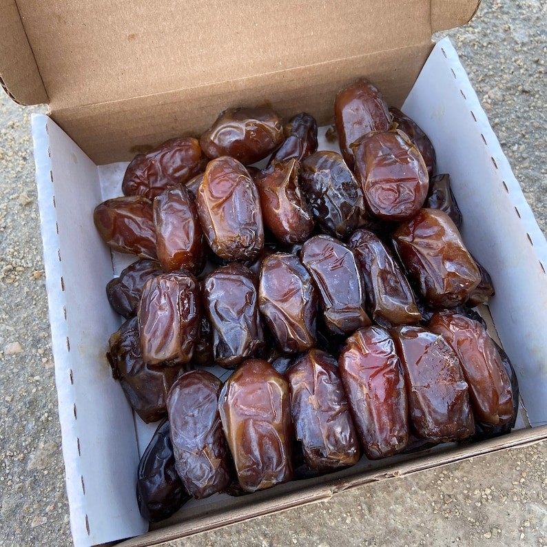MEDJOOL DATES 3 LBS