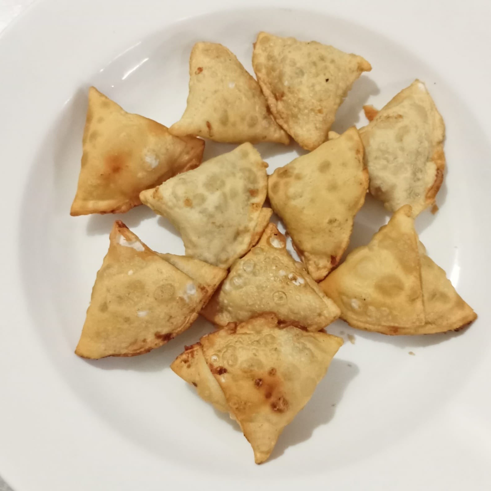 Nanak Cocktail Samosa 1.1 LBS