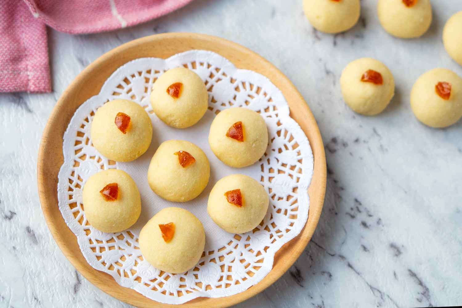 Mazza Sujji Biscuit 2.5 LBS