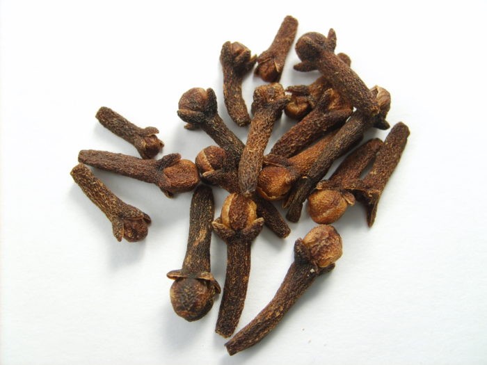 Deer Cloves  7 OZ