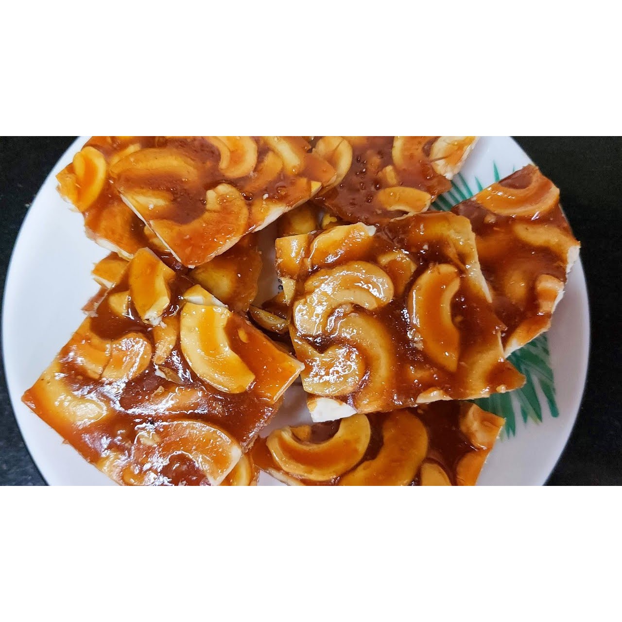 Zyka Cashew Chikki 100 GM