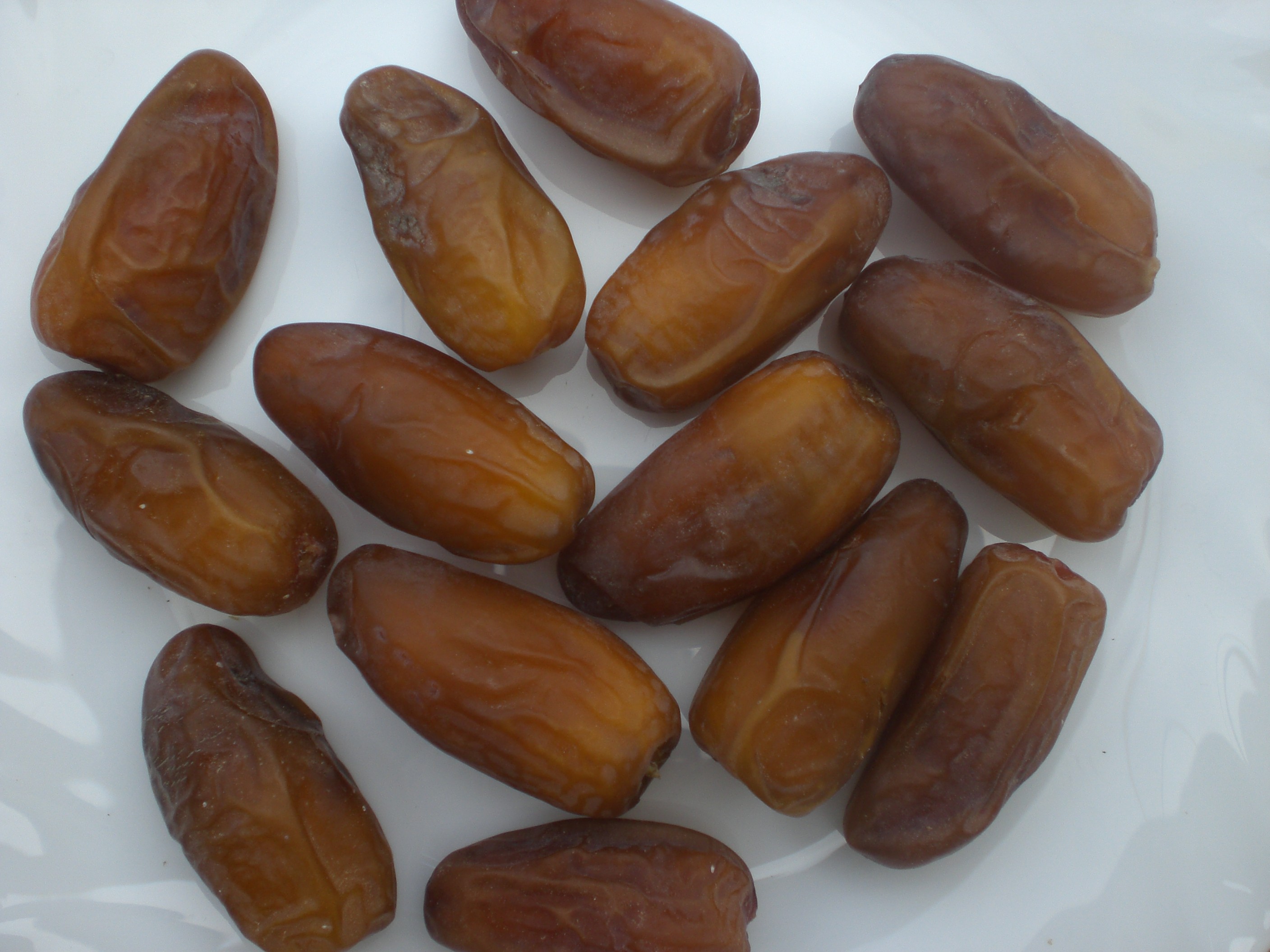 Gazab Deglet Noor Dates 28 OZ