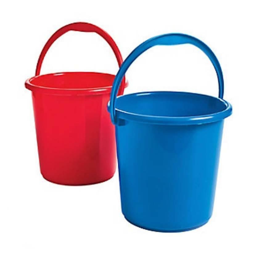 PLASTIC BUCKET RED / BLUE 1 COUNT