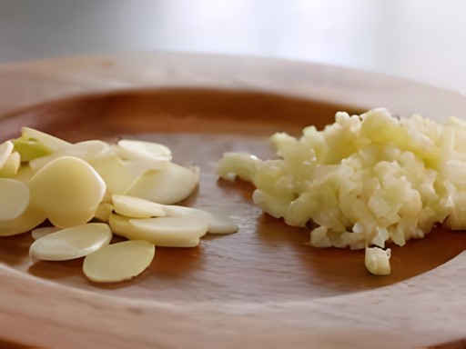 Sivas Minced Garlic 750 GM