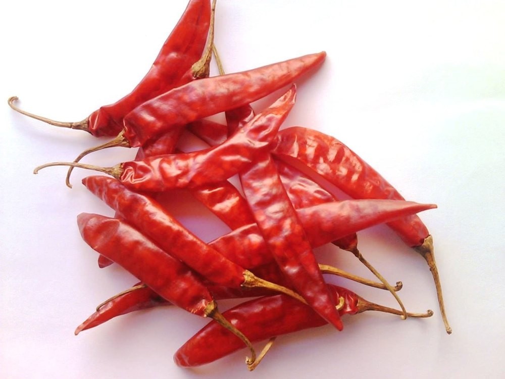 Aara Chilli Wh Sanam 200 GM
