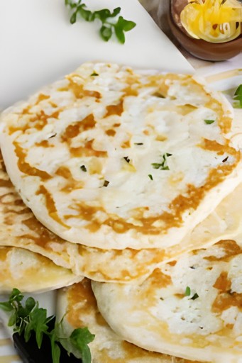 Pillsbury Garlic Naan 481 GM