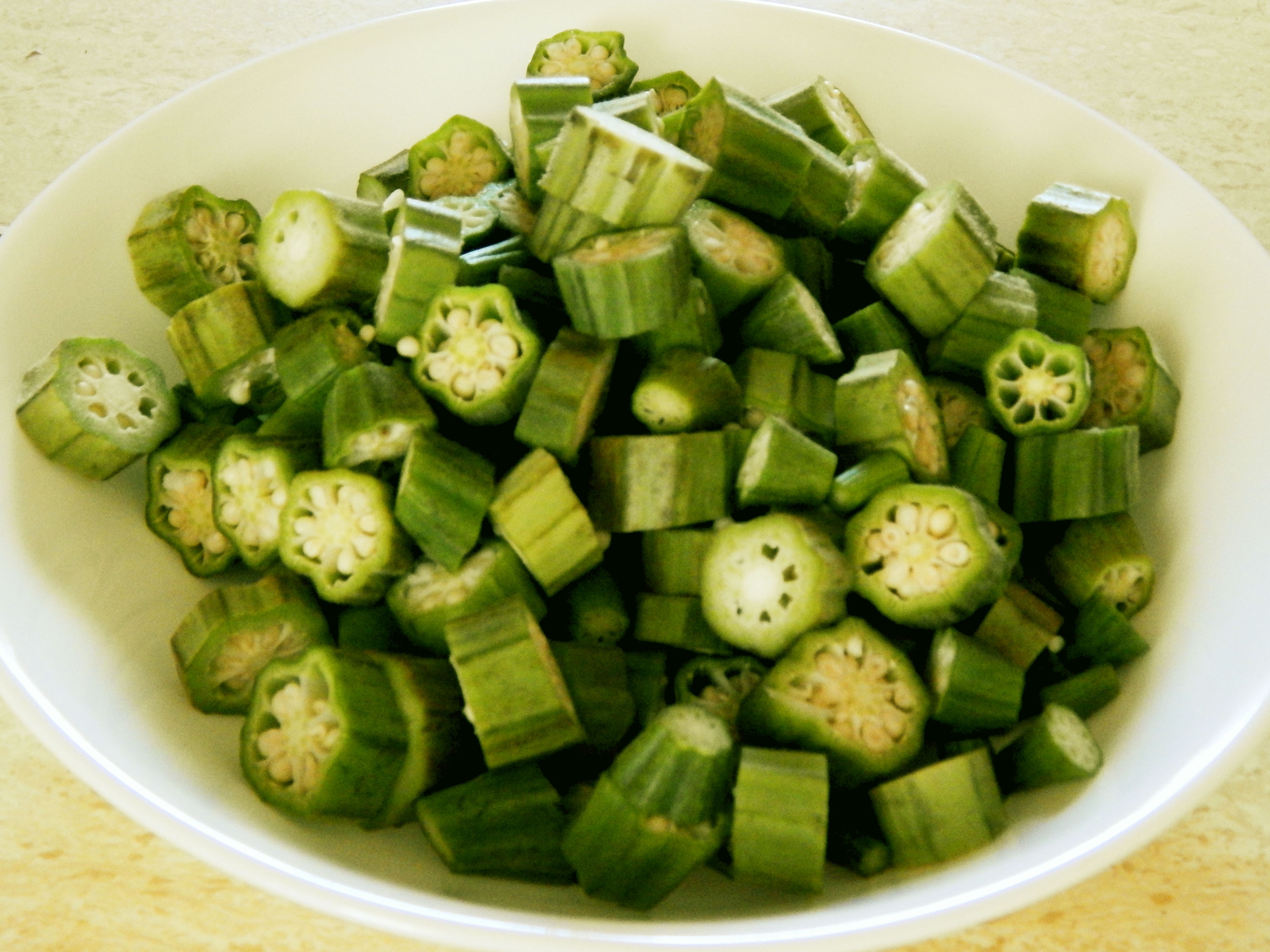 KX BHINDI CUT (BUY 2 GET 1 FREE) 312 GM