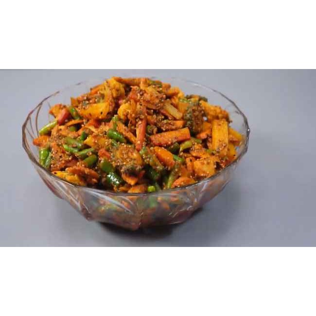 Ramdev Mix Veg Pickle 720 GM