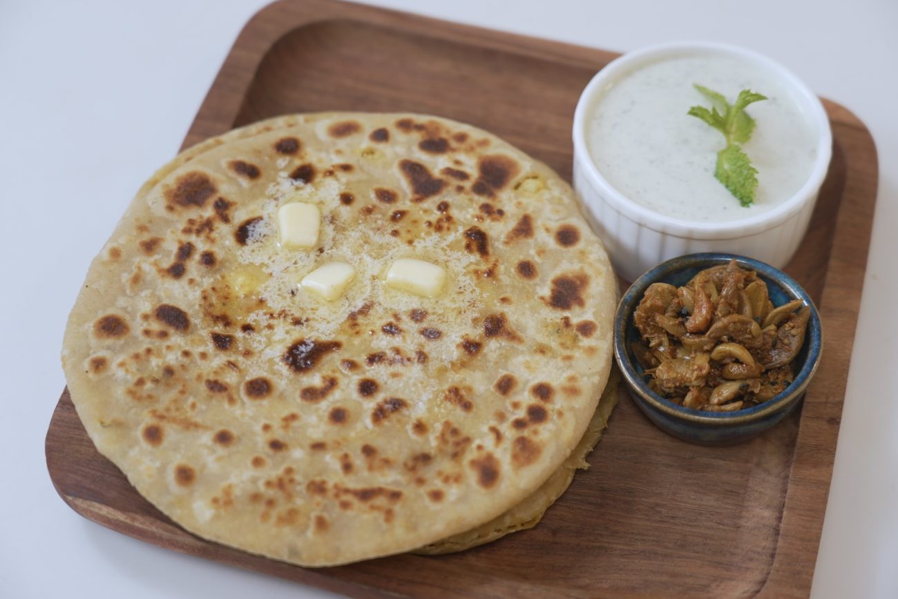 Moplle Mix Veg Paratha 5 PCS